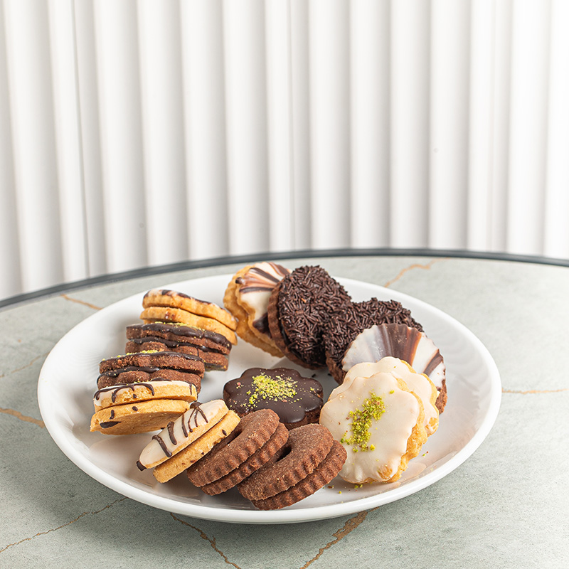 Chocolate and petit four